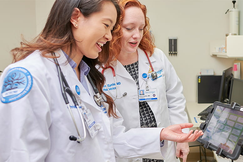 GCSOM student and faculty member