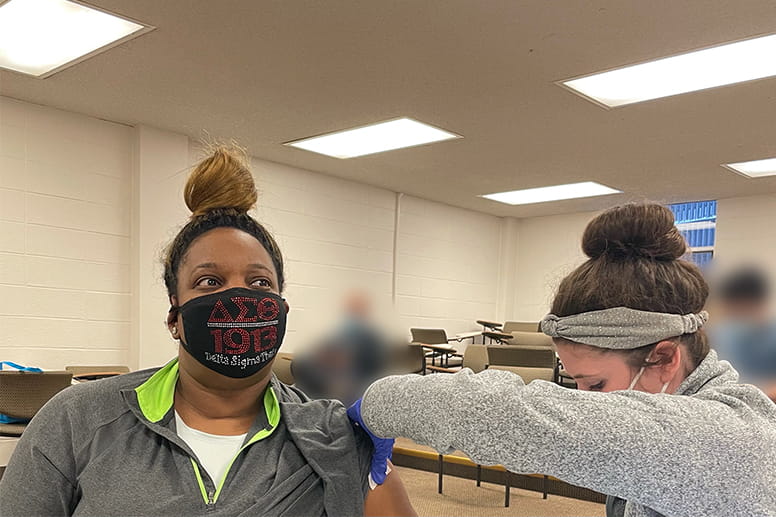 Vicki T. Sapp, PhD, and Alayna Craig-Lucas, MD Class of 2021