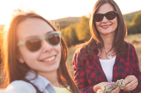 2 women in sunglasses